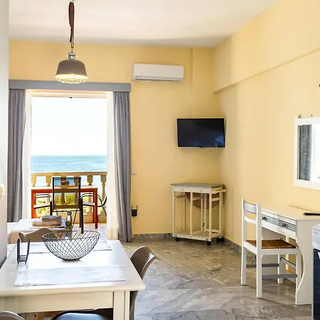 Beachfront Nest Memi Koroni-seaheaven House A3 * Koróni