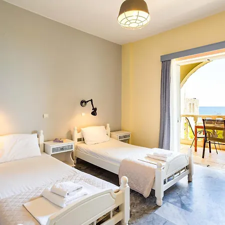 Beachfront Nest Memi Koroni-seaheaven House A3 公寓 *