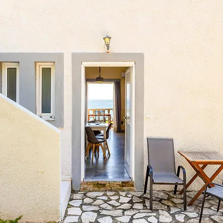 Beachfront Nest Memi Koroni-seaheaven House A3